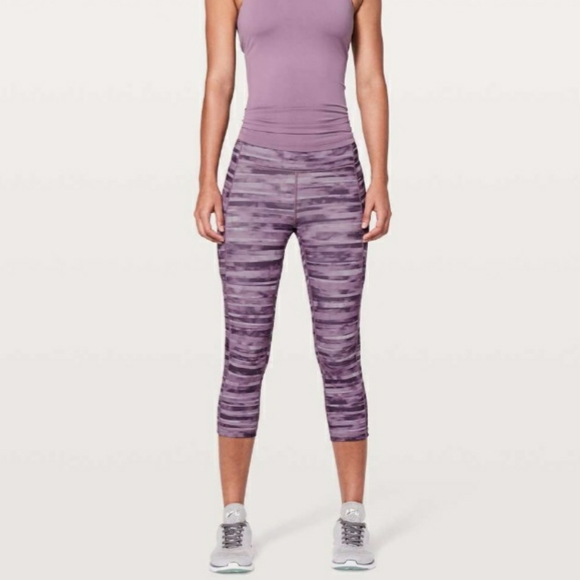 lululemon athletica Pants - Lululemon Speed Up Crop 21"